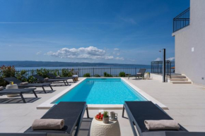 NEW! Seaview Villa ELZA with heated pool, summer kitchen, gym, seaviews
